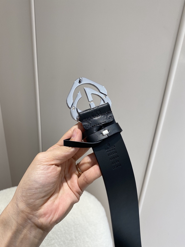 スーパーコピーグッチベルト細部ディテール